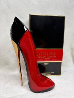 Good girl Carolina Herrera