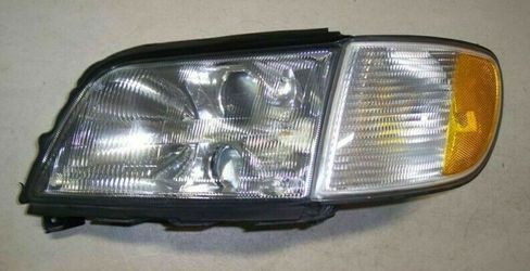 95 96 97 98 1995 1996 1997 1998 AUDI A6 LEFT DRIVER HEADLIGHT HEAD LIGHT MARKER CORNER LAMP HEADLAMP OEM