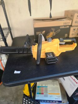 Cordless Lithium Chainsaw with Battery