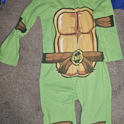 Size 5T Ninja Turtle Outfit