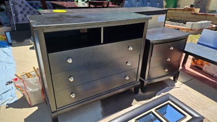 tv stand/ dresser