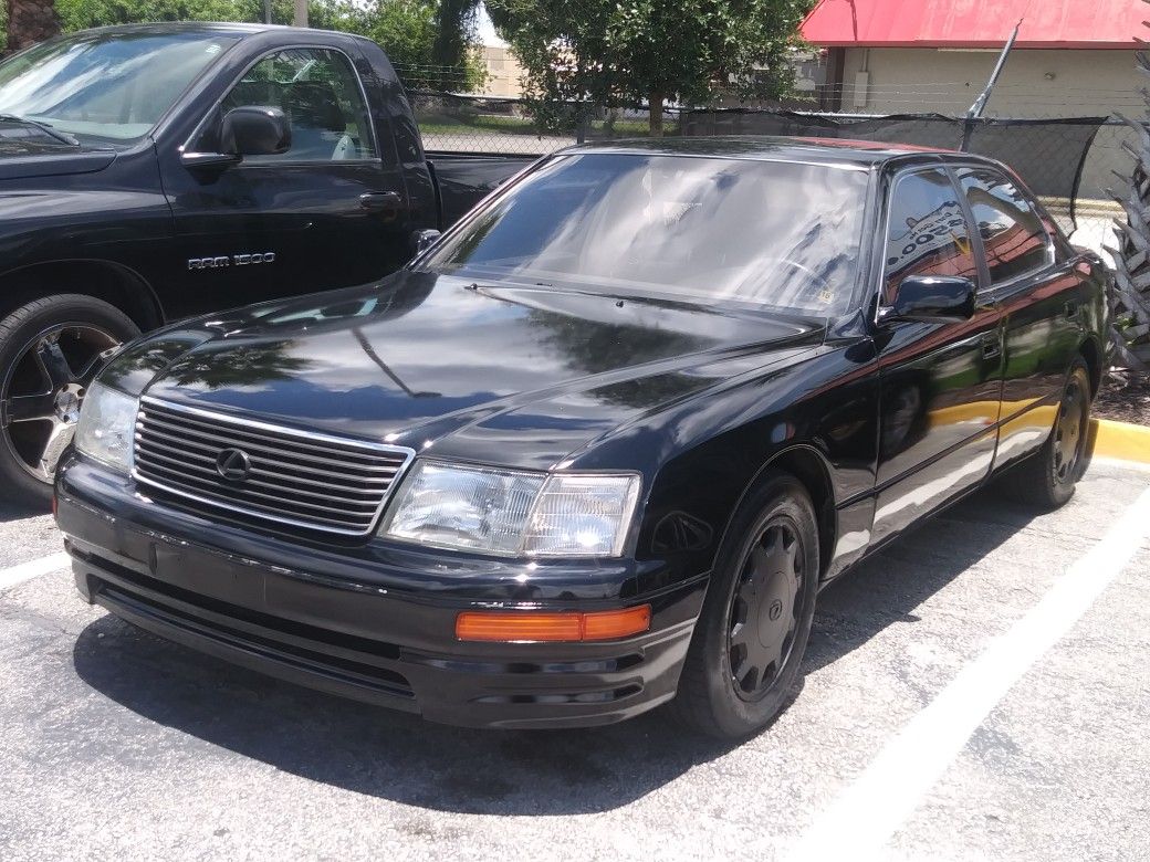 97 Lexus LS400 black on black ready for VIP