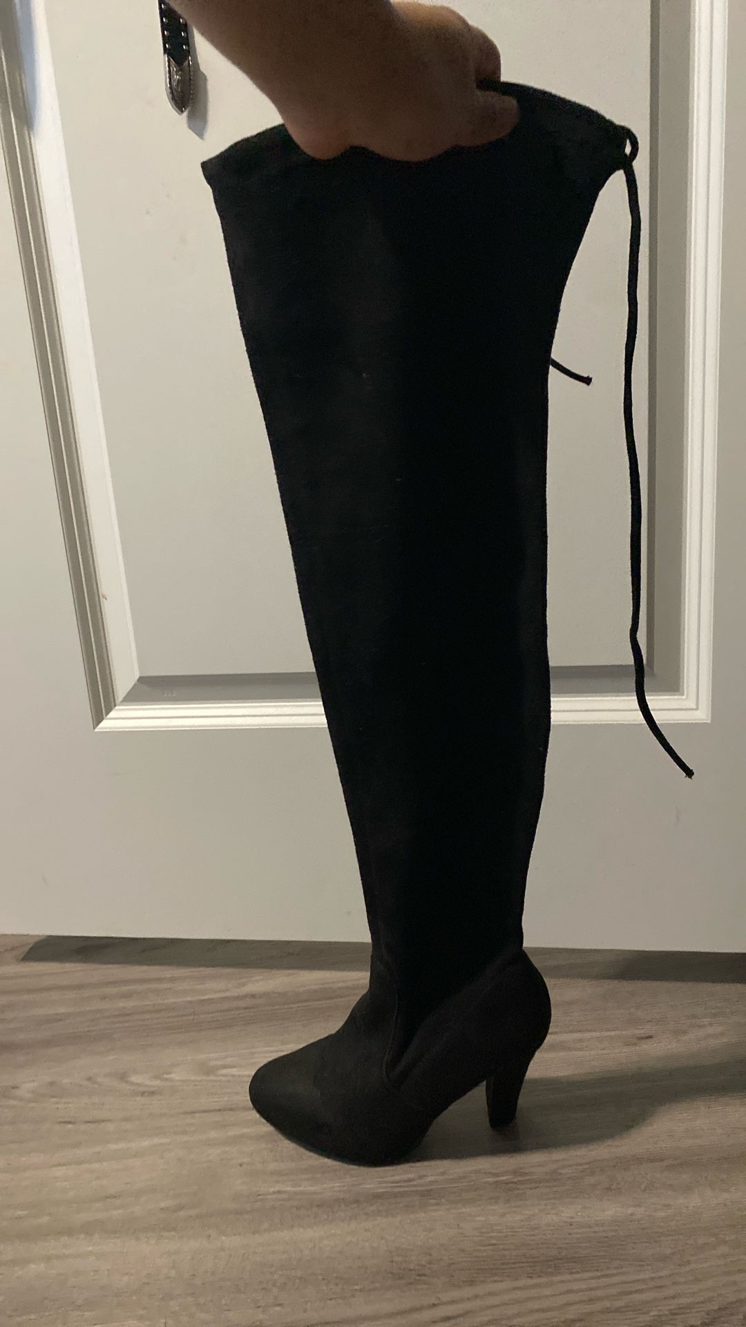 Black Boots