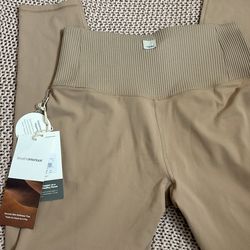 Vouri size small leggings