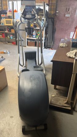 Precor  Elliptical EFX
