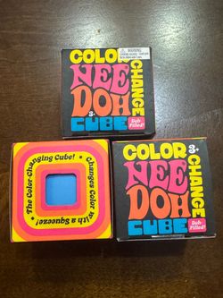 Needoh Color Change Cube