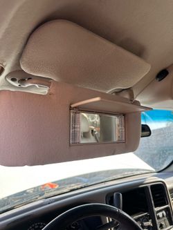 Yukon sun visor Tahoe Suburban 02