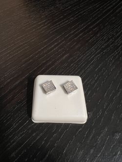 Cubic Zirconia Earrings Screw