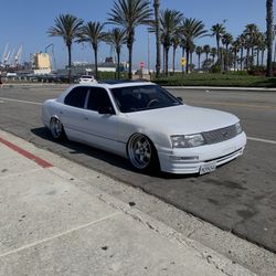 1997 Lexus LS 400