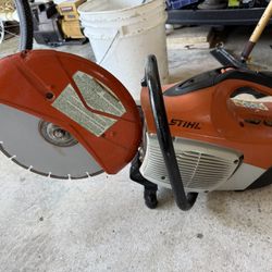 Steel TS 420 concrete cut off saw in excellent condition with blade $750 firm not interested in offers please don’t