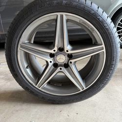 Mercedes Benz AMG Wheel And Tire