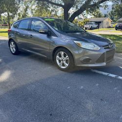 FORD FOCUS HB 🏁🏁🏁 LOW MILES 