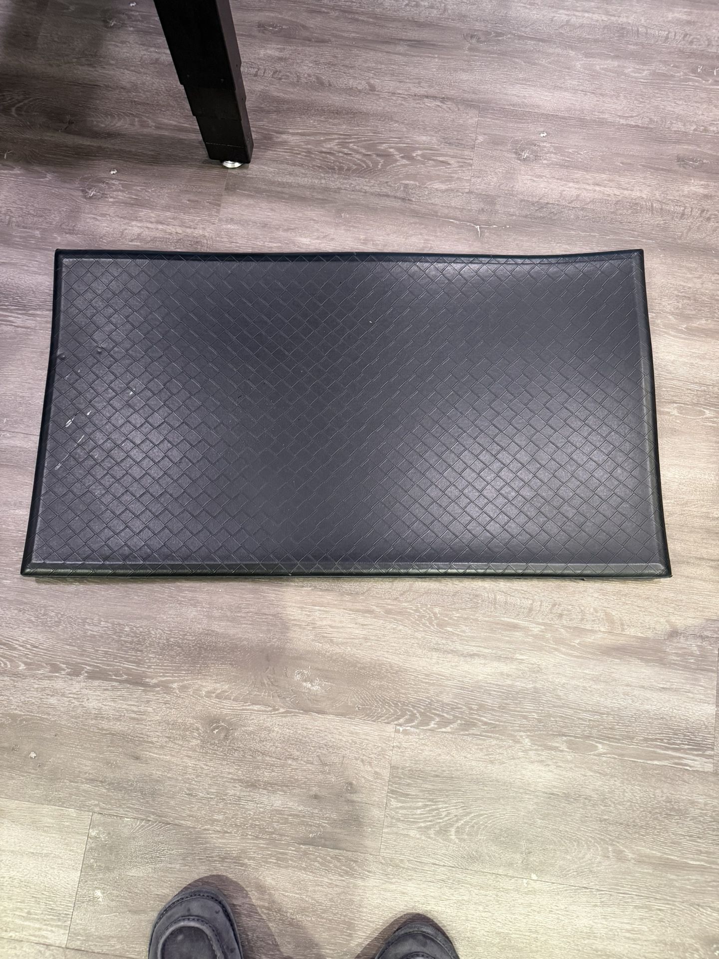 Anti-Fatigue Standing Desk Mat – 36x20 – Excellent Condition
