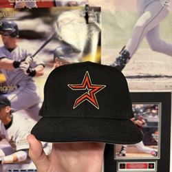 Vintage 2000’s Houston Astros Brick Red Logo  New Era Fitted Hat Size 7 5/8