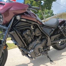 2021 HONDA REBEL 1100 -WITH NEW ADDITIONS-GREAT DEAL -ONLY 2200 MILES - $8,500 (Harahan)