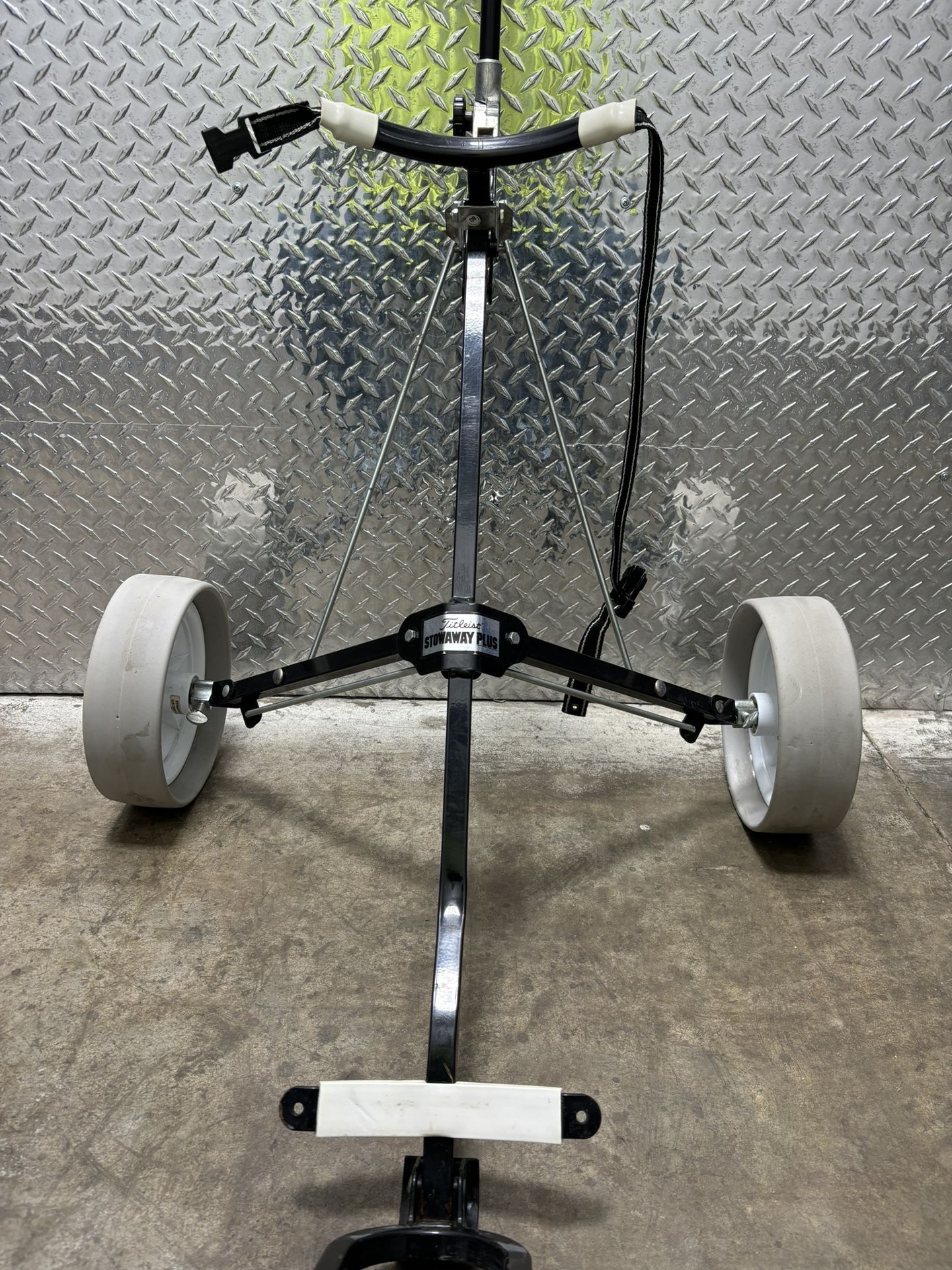 Titleist Golf Bag Caddy