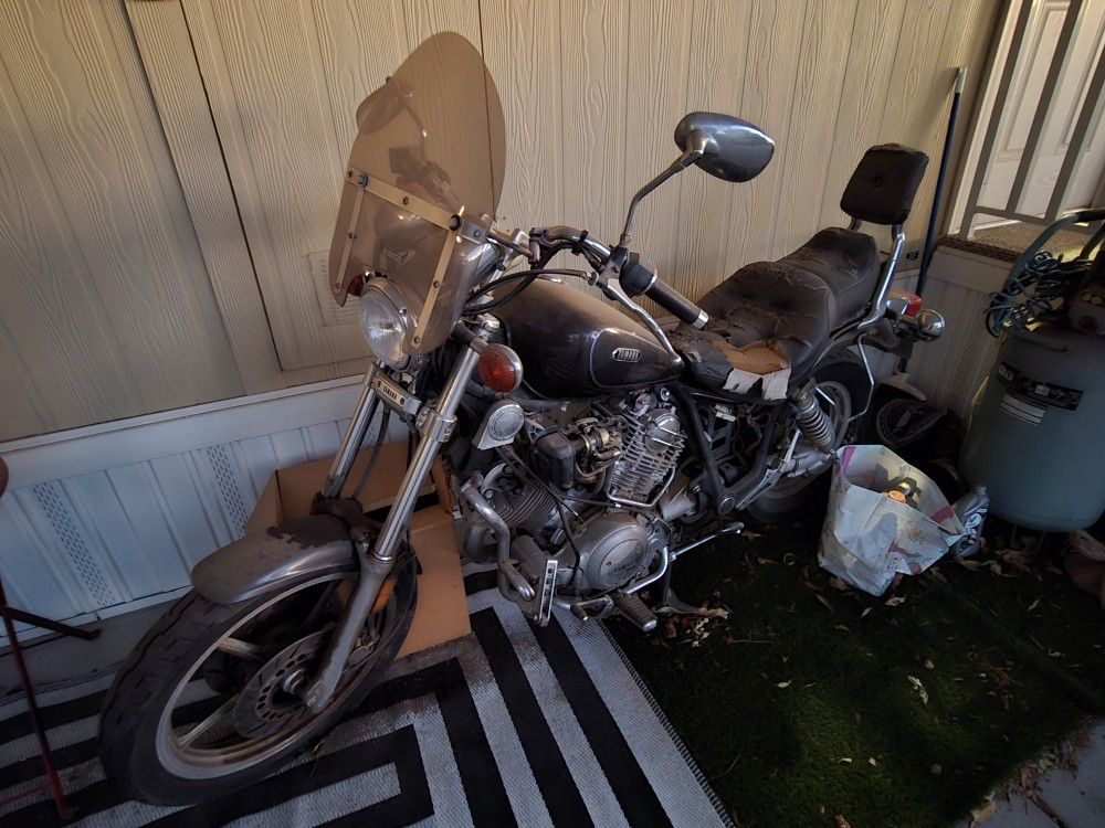 Yamaha Virago