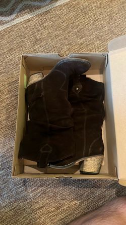 Cowgirl boots for sale