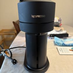 Nepresso machine 