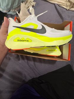 Nike Structure Plus