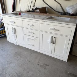 Double Sink Bathroom Vanity 72”