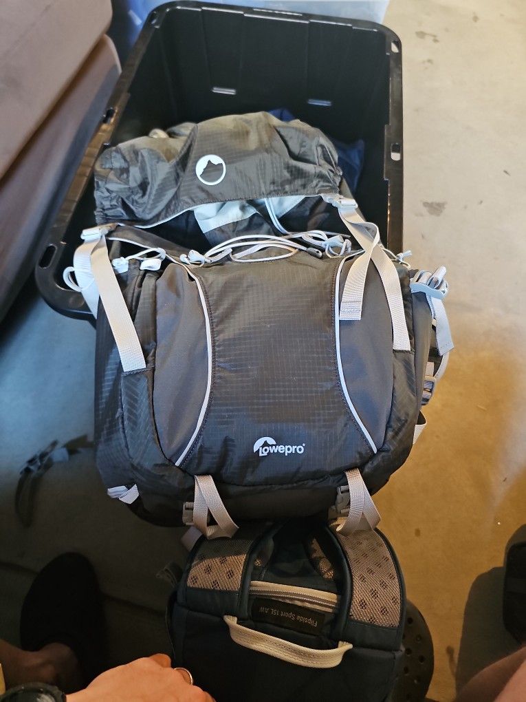 Lowepro Hiking Camera Bag