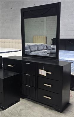 Large 9 Drawers Dresser with Mirror