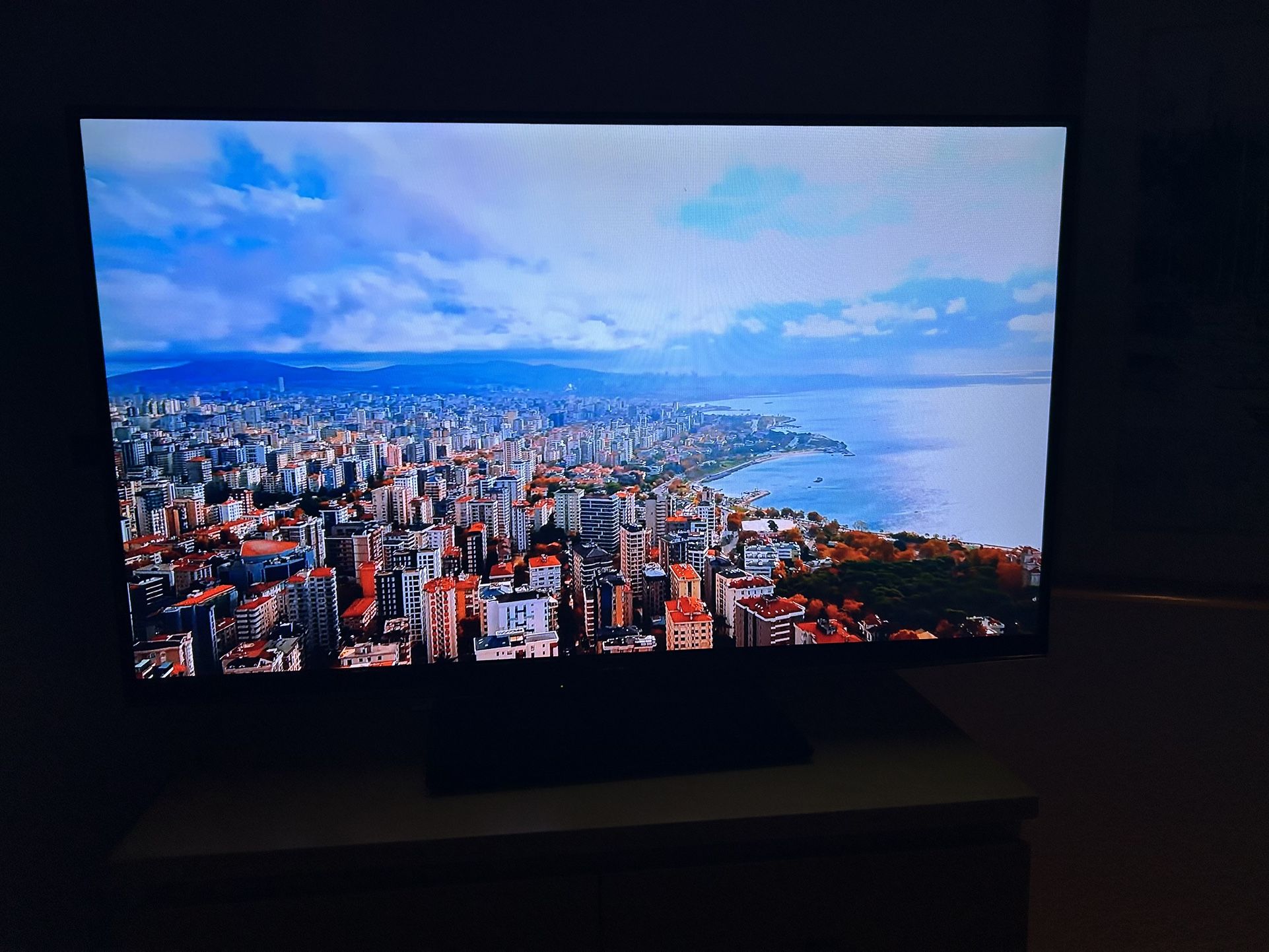 Two 43 Inch Smart TOSHBA 3D Tv With Two Remote Excellent Mint Condition 75$ each. Moving Sale.