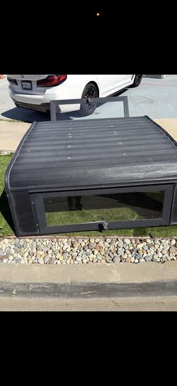 Truck bed cap