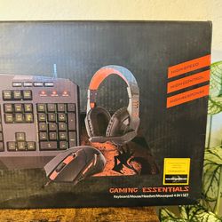 Redragon S101 Gaming Keyboard, M601 Mouse, RGB Backlit Gaming Keyboard, Programmable Backlit Mouse, Value Combo Set [New Version]