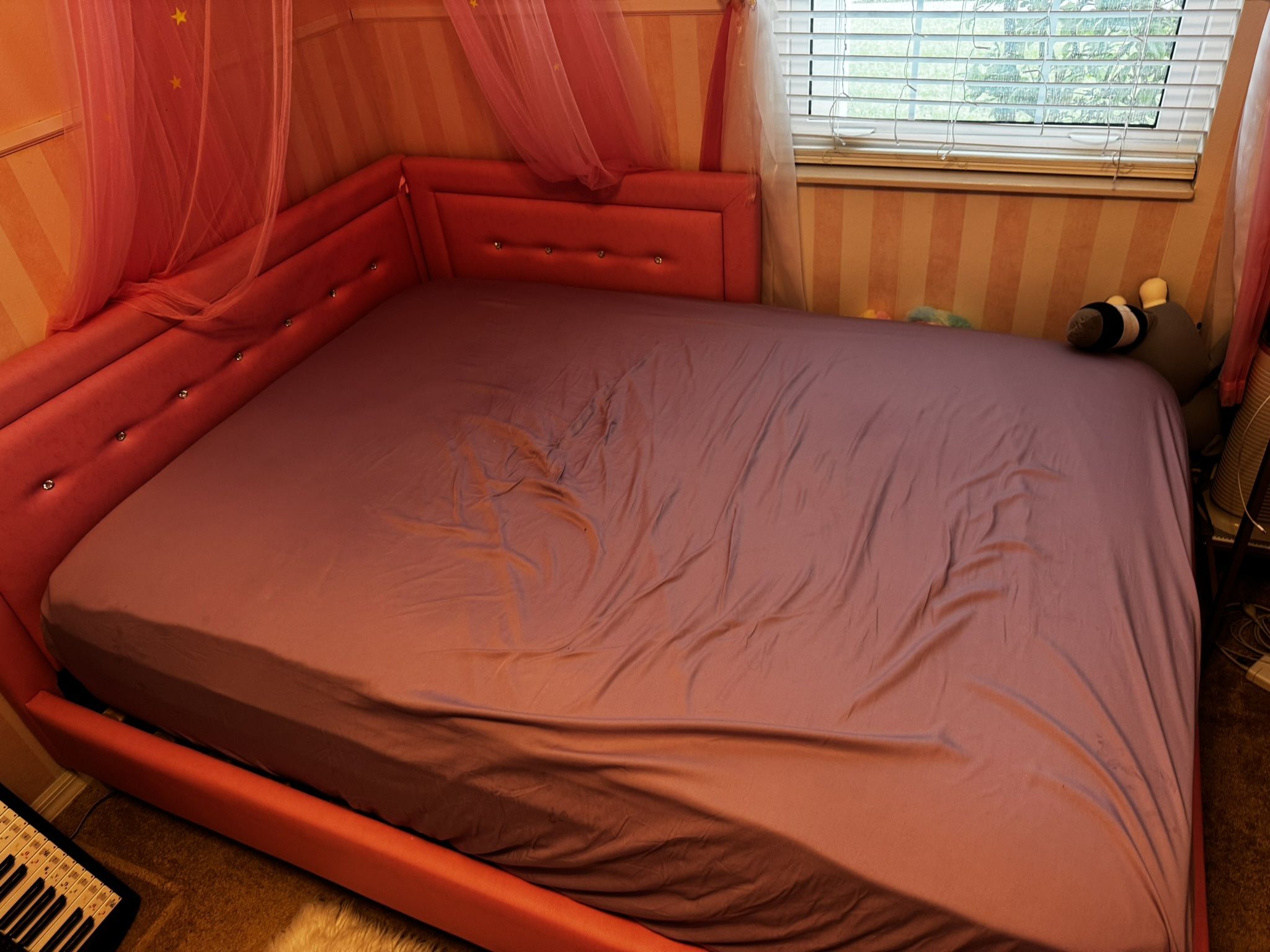 Full Size Corner Bed For Girl