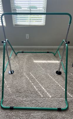 Gymnastics bar