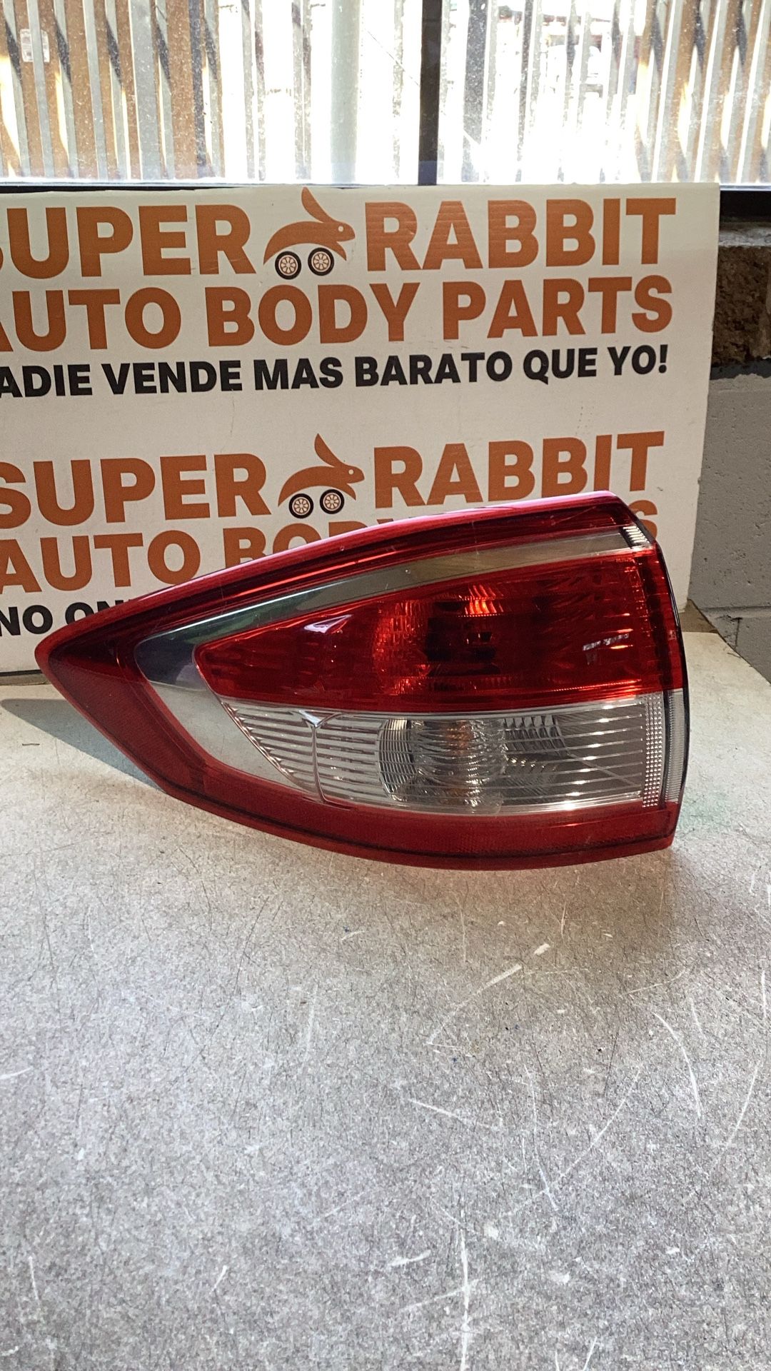 2017 Ford CMX C-Max Driver Tail Light Original 2018