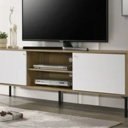 Bourne Wide Retro TV Stand (71") 