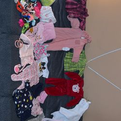 Baby girls clothing size 3-9 months and hair bows