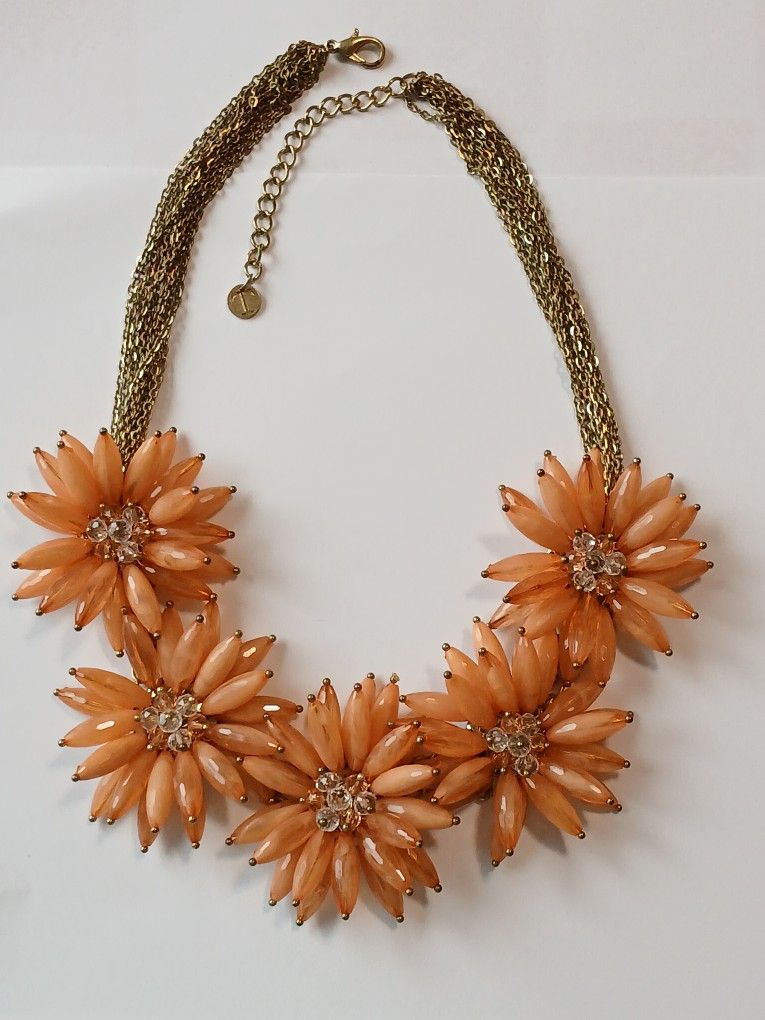 Talbot’s - Beautiful Peach Floral Bib Necklace Gold Tone Chain Acrylic Crystal Beads Spring Summer