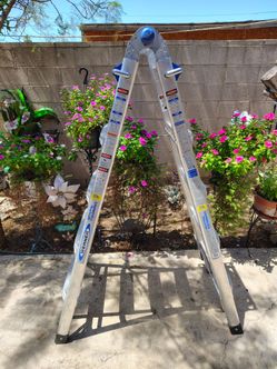 22ft Werner MT22 Multi Ladder | Escalera
