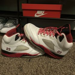 Jordan Retro 5 Fire Red