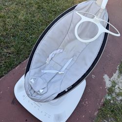 4MOMS Mamroo Baby Rocker