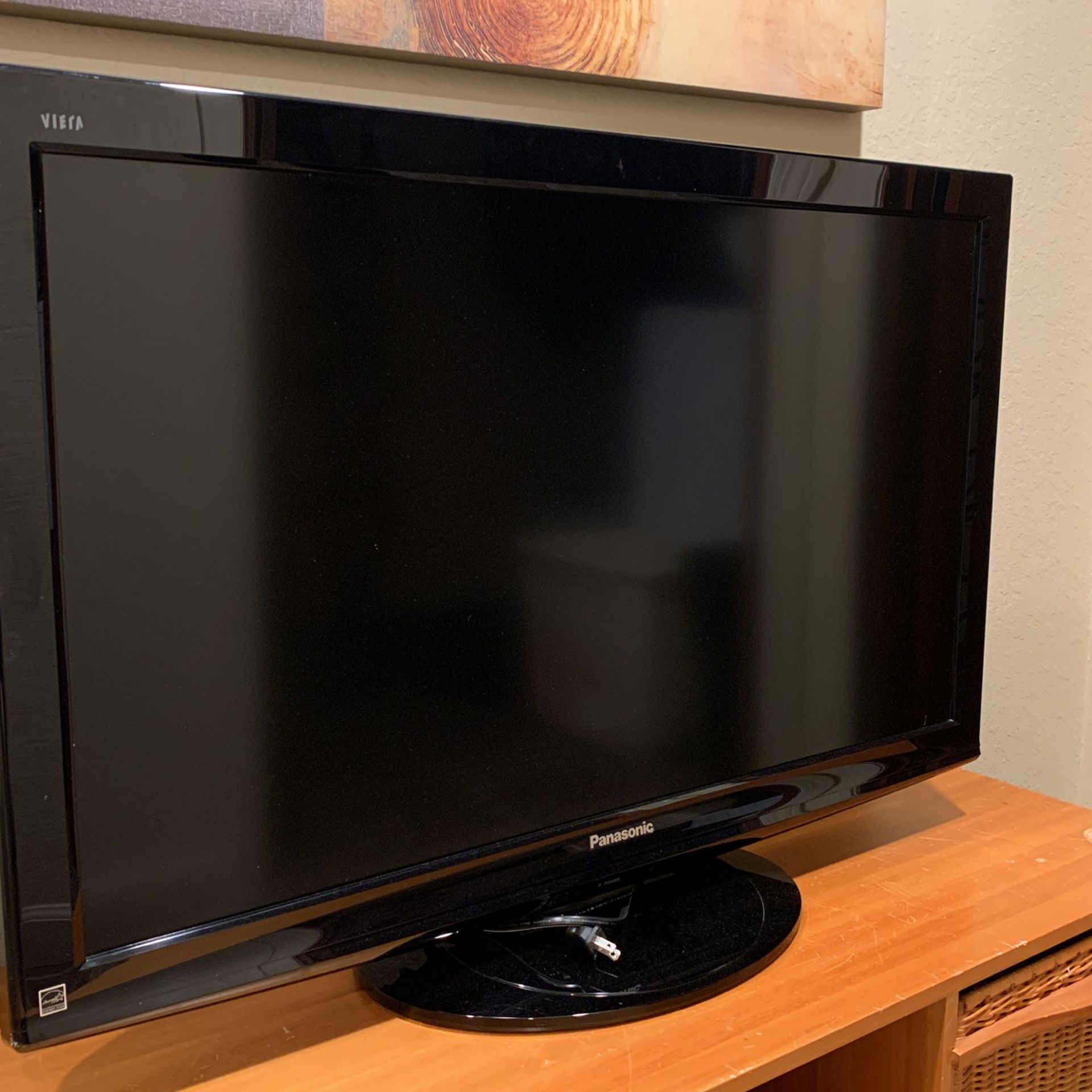 32” Panasonic Viera LCD Television