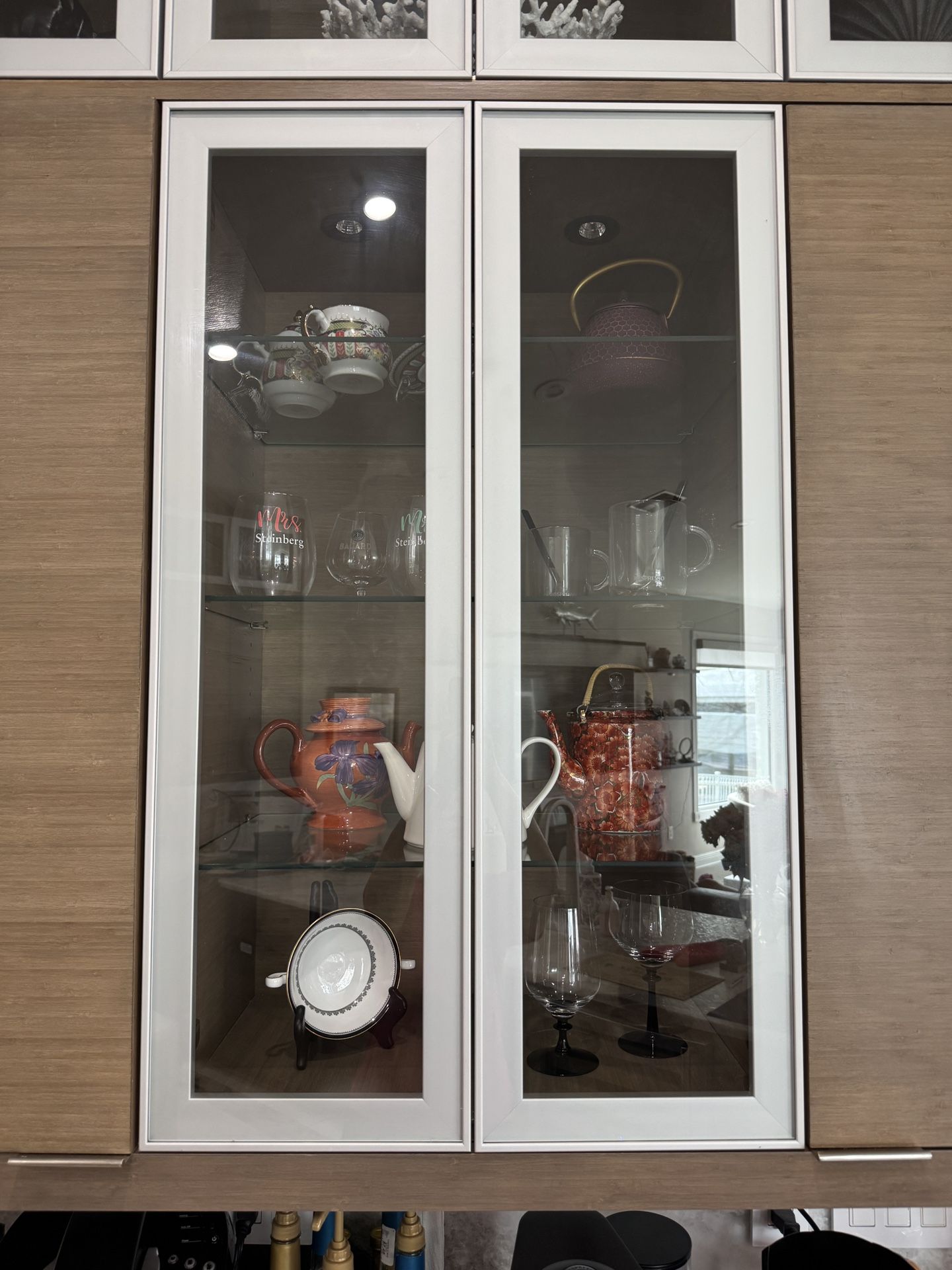Ultracraft Glass Door 32x39x16 Upper Wall for Sale in Cape