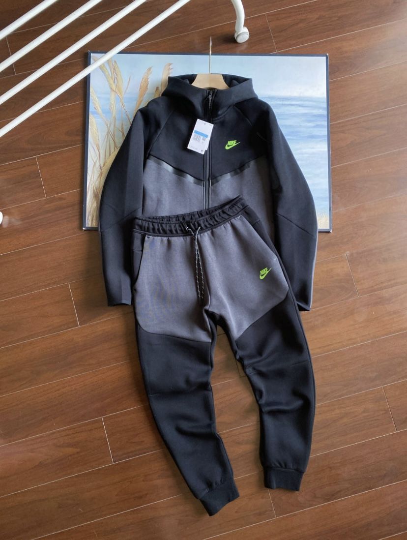 Nike Tech Fleece Full Set
