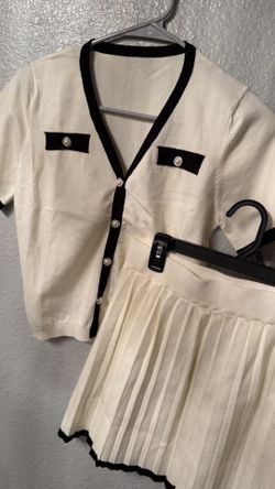 Women Set Skirt Size S-M New