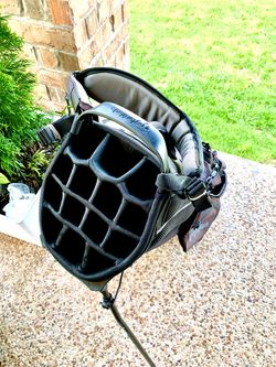 GOLF BAG TAYLORMADE (great SHAPE & CONDITION:10/10)