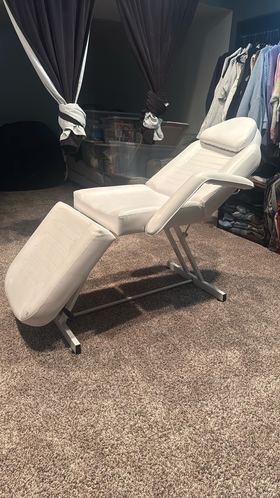 Professional Tattoo Chair