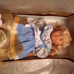 Tender Images Classic 18" Toddler Porcelain Doll "Jasmine"