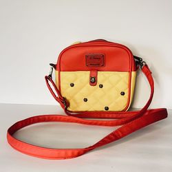 Disney Loungefly Winnie The Pooh Crossbody Bag. Bolsa Con Diseño De Winnie The Pooh