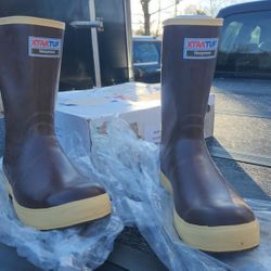 Brand New!!  XTRATUF BOOTS WATERPROFF !