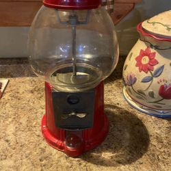 Bubblegum coin dispenser