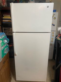 GE 16.6 cu ft refrigerator